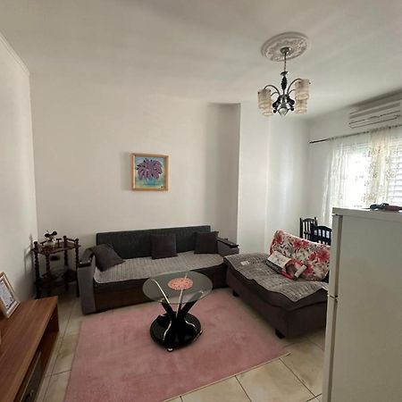 Sleepin Shkoder II Apartment Luaran gambar