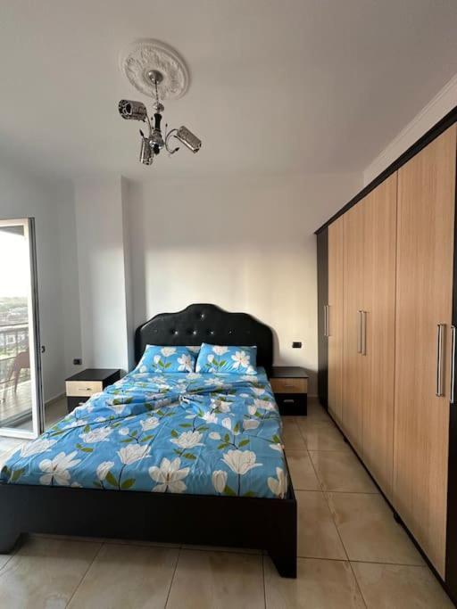 Sleepin Shkoder II Apartment Luaran gambar