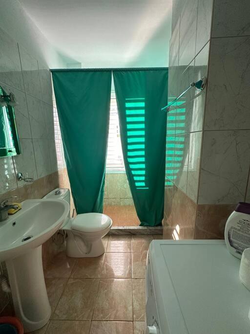 Sleepin Shkoder II Apartment Luaran gambar