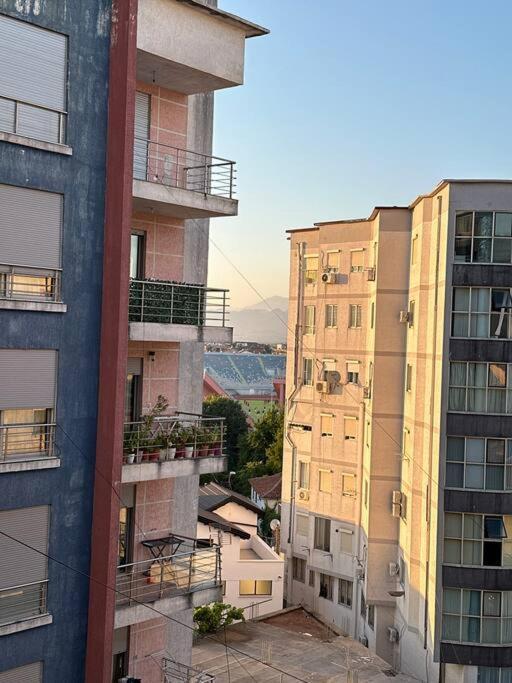 Sleepin Shkoder II Apartment Luaran gambar